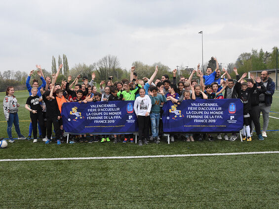 Trophée Mix Foot organisé le mercredi 17 avril 2019 au Complexe sportif Christian Pennynck avec la participation de 60 jeunes, filles et garçons, âgés de 11 à 13 ans, venus d'Anzin, de Beuvrages et de Bruay-sur-Escaut.