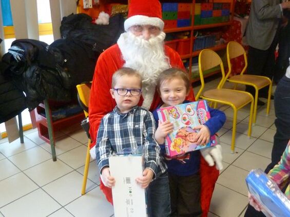 Père Noël dans les écoles - Jeudi 18 Décembre 2014