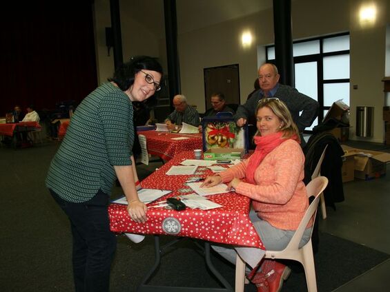 Distribution du Colis Festif des Aînés - Mercredi 10 Décembre 2014