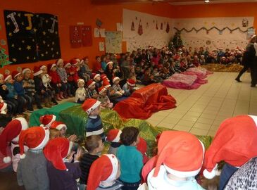 Père Noël dans les écoles - Jeudi 18 Décembre 2014