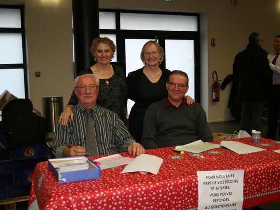 Distribution du Colis Festif des Aînés - Mercredi 10 Décembre 2014