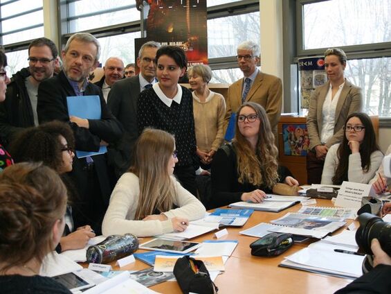 Visite de la Ministre de l'Education Nationale au collège de Beuvrages - Lundi 18 janvier 2016