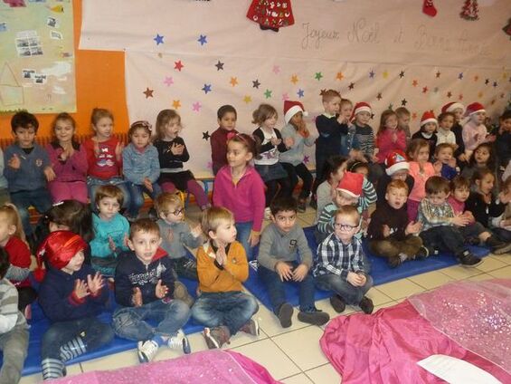 Père Noël dans les écoles - Jeudi 18 Décembre 2014
