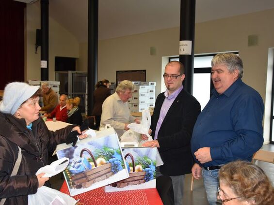 Distribution du colis des seniors - Jeudi 10 Décembre 2015