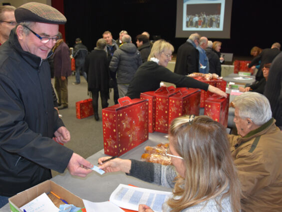Colis des seniors - Jeudi 8 Décembre 2016