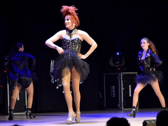 Spectacle crazy rouge par New Dance - Samedi 27 janvier 2018