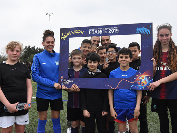 Trophée Mix Foot organisé le mercredi 17 avril 2019 au Complexe sportif Christian Pennynck avec la participation de 60 jeunes, filles et garçons, âgés de 11 à 13 ans, venus d'Anzin, de Beuvrages et de Bruay-sur-Escaut.
