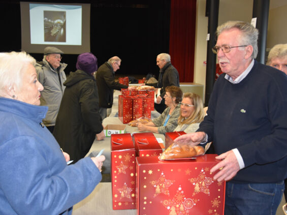 Colis des seniors - Jeudi 8 Décembre 2016